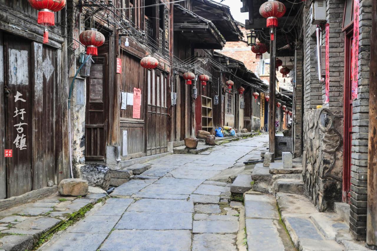 Wing Hotel Guilin- Pedestrian Street Εξωτερικό φωτογραφία