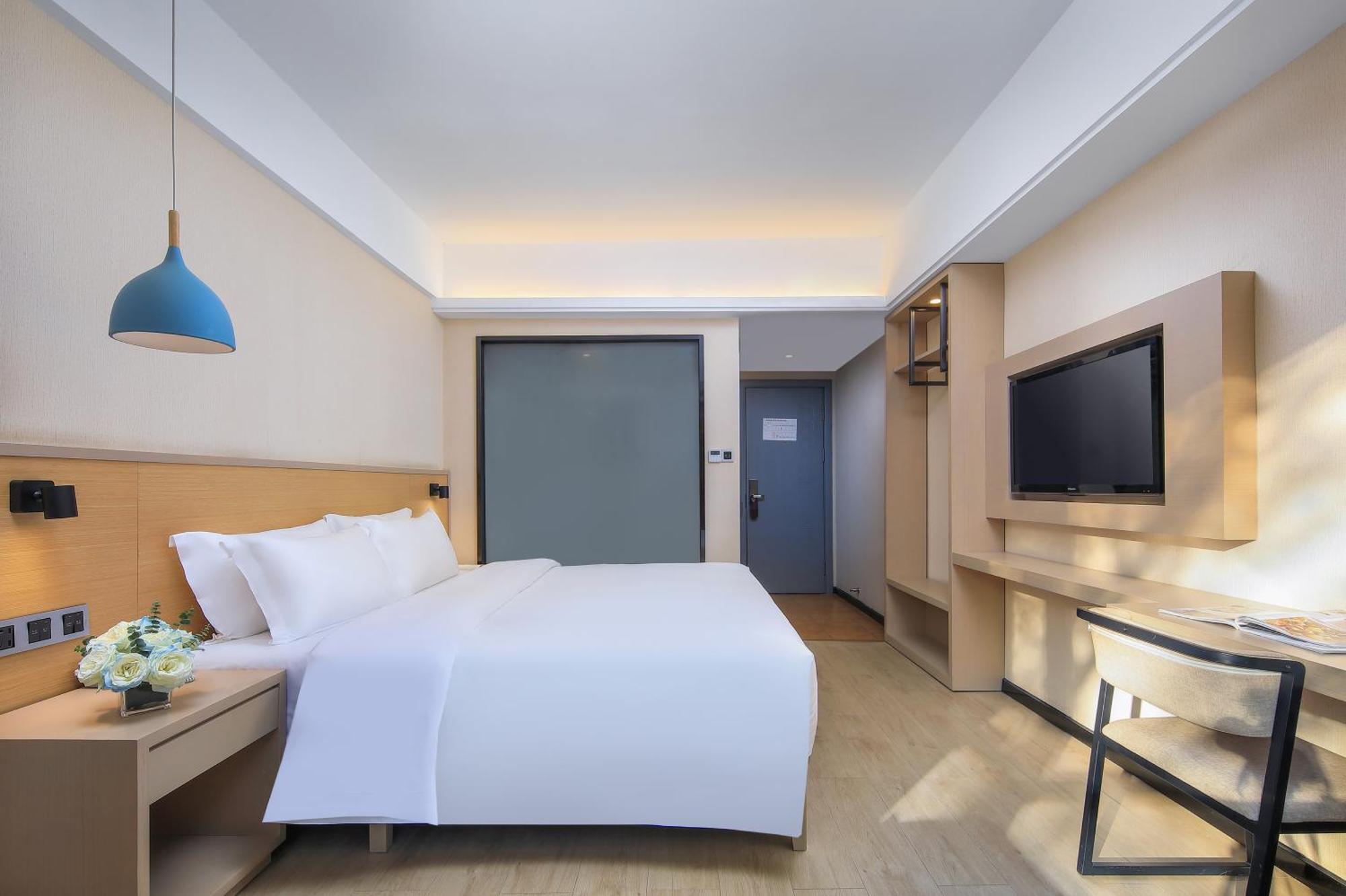 Wing Hotel Guilin- Pedestrian Street Δωμάτιο φωτογραφία